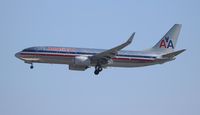 N898NN @ LAX - American - by Florida Metal