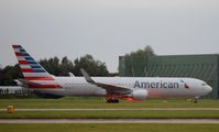 N385AM @ EGCC - At Manchester - by Guitarist