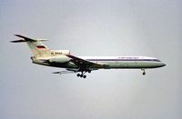 RA-85564 @ CPH - Copenhagen 31.10.93 - by leo larsen