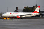 OE-LBY @ VIE - Austrian Airlines - by Chris Jilli