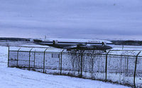N7206U @ MSP - Jet Mainliner T. Claude Ryan. Picture taken early 1980s.