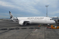 ZK-NZI @ NZAA - At AKL - by Micha Lueck