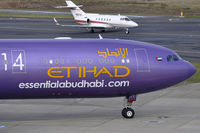 A6-AFA @ EDDL - at dus - by Volker Hilpert