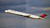 N992DL @ KATL - Takeoff Atlanta