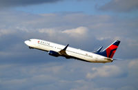 N3764D @ KATL - Takeoff Atlanta - by Ronald Barker