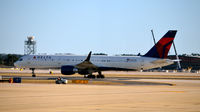 N6710E @ KATL - Taxi Atlanta - by Ronald Barker