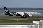 ZK-NZJ @ NZAA - AWAY TO AUSSIE.
.
.
.
0924 - by Bill Mallinson