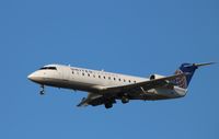 N924SW @ KORD - CL-600-2B19 - by Mark Pasqualino
