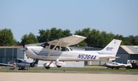 N5364A @ KOSH - Cessna 172S