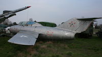 033 - Zamárdi, military technology collection. Hungary - by Attila Groszvald-Groszi