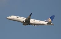 N133SY @ KLAX - ERJ 170-200 LR