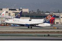 N825DN @ KLAX - Boeing 737-900ER - by Mark Pasqualino