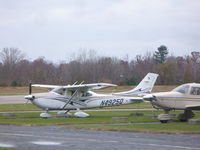 N4925Q @ I69 - Cessna 182T - by Christian Maurer