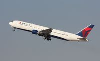 N1402A @ KLAX - Boeing 767-300