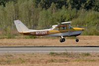 N172VY @ LFBD - Cessna 172D Skyhawk, Landing rwy 05, Bordeaux Mérignac airport (LFBD-BOD) - by Yves-Q