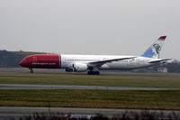 LN-LNL @ EKCH - LN-LNL just arrived rw 22L from JFK