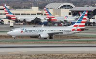 N923NN @ KLAX - Boeing 737-800 - by Mark Pasqualino