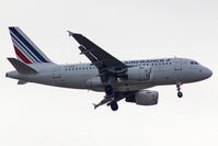 F-GUGG @ LFPG - Landing - by micka2b
