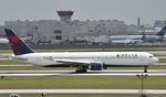 N144DA @ KATL - Arriving at Atlanta - by Todd Royer