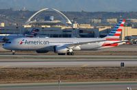 N821AN @ KLAX - American B789 arrived in LAX - by FerryPNL