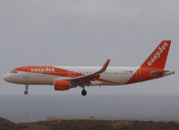 G-EZPP @ LPA - Landing op Las Palmas Gran Canaria - by Willem Göebel