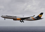 OY-VKG @ LPA - Landing op Las Palmas Gran Canaria - by Willem Göebel