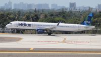 N913JB @ FLL - Jet Blue