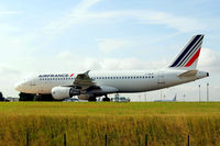 F-GKXK @ LFPG - Airbus A320-214 [2140] (Air France) Paris-Charles De Gaulle~F 24/06/2011 - by Ray Barber