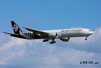 ZK-OKS @ NZAA - Air New Zealand Ltd., Auckland