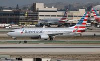 N935NN @ LAX - American