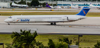 P4-MDI @ KMIA - Taken @ KMIA - by redelman01