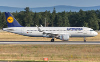 D-AIUN @ EDDF - decelerating after touchdown on runway 07L - by Friedrich Becker