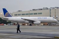 N493UA @ KSFO - SFO 2014 - by Clayton Eddy