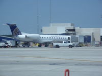 N29515 @ IAH - ERJ135LR - by Christian Maurer