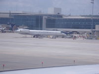 N14937 @ IAH - ERJ145EP - by Christian Maurer