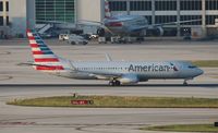 N942NN @ MIA - American