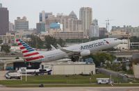 N956AN @ FLL - American
