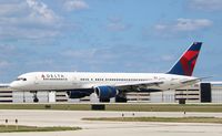 N676DL @ KMKE - Boeing 757-200