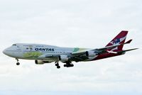 VH-OEJ @ YVR - QF75 from SYD