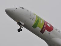 CS-TPW @ LFBD - TAP Express TP462 from Lisbon landing 23 - by Jean Goubet-FRENCHSKY