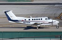 N875DM @ KLAX - Beech B200 - by FerryPNL