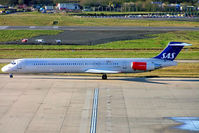 LN-ROR @ EGBB - McDonnell Douglas DC-9-82 (MD82) [49385] (SAS Scandinavian Airlines) Birmingham Int'l~G 18/01/2005 - by Ray Barber