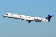 N702SK @ KLAX - United CL700 departing. - by FerryPNL