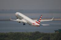 N964AN @ TPA - American