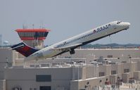 N969AT @ ATL - Delta - by Florida Metal