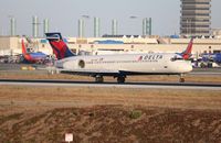 N977AT @ LAX - Delta - by Florida Metal