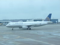 N439UA @ IAH - United A320 - by Christian Maurer