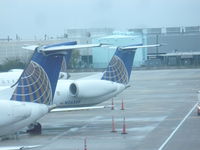 N26549 @ IAH - ERJ145LR - by Christian Maurer