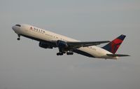 N1402A @ LAX - Delta