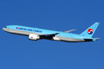 HL8043 @ VIE - Korean Air Cargo - by Chris Jilli